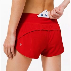 Luluemon Red Speed Up Short 2.5”